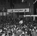 128655 Afbeelding van het publiek tijdens het optreden van de Utrechtse beatband The Jets bij de Studentensociëteit ...